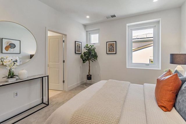 1125 Esther Court, Palo Alto, CA 94303