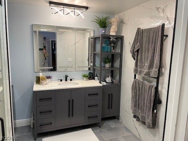 28053 Sunset DR, Bonita Springs, FL 34134