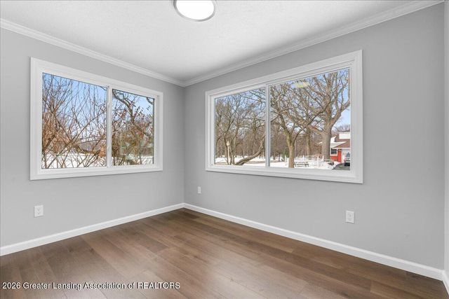 1501 Shubel Avenue, Lansing, MI 48910