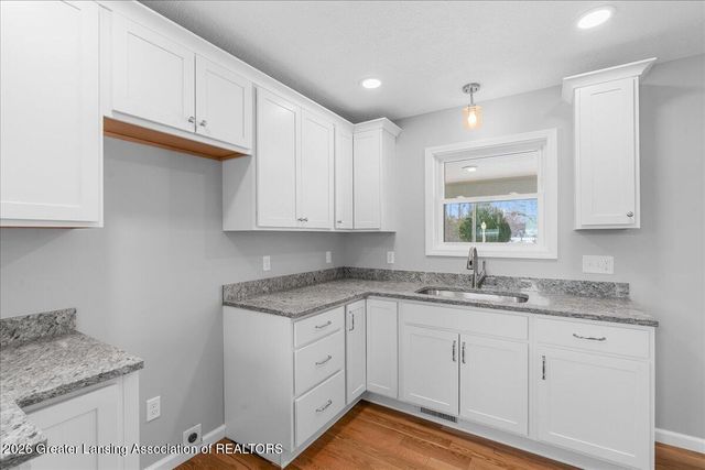 1501 Shubel Avenue, Lansing, MI 48910