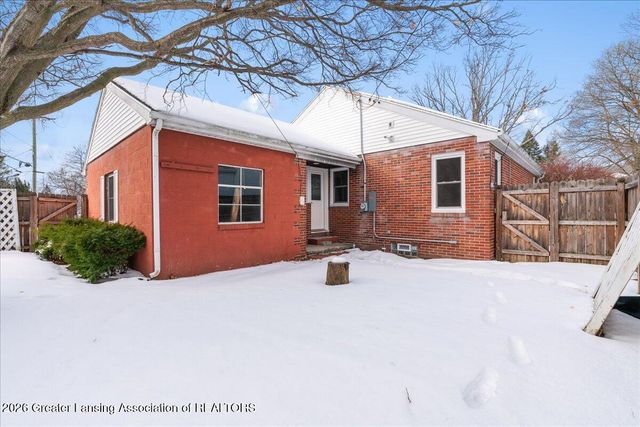 1501 Shubel Avenue, Lansing, MI 48910