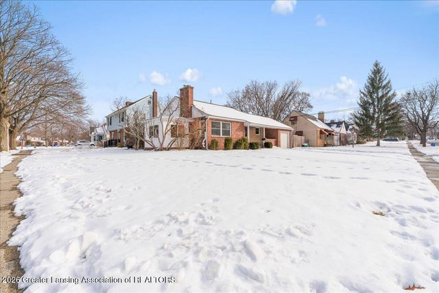 1501 Shubel Avenue, Lansing, MI 48910