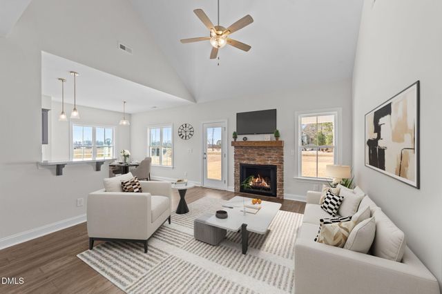 1039 N Lincoln Street, Benson, NC 27504