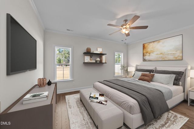 1039 N Lincoln Street, Benson, NC 27504