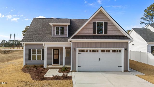 1039 N Lincoln Street, Benson, NC 27504