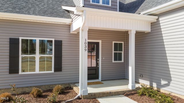 1039 N Lincoln Street, Benson, NC 27504