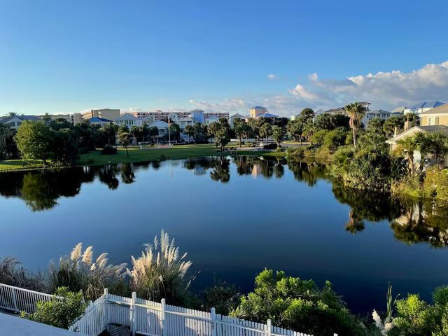 3590 Waverly Circle, Destin, FL 32541