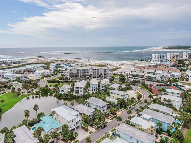 3590 Waverly Circle, Destin, FL 32541
