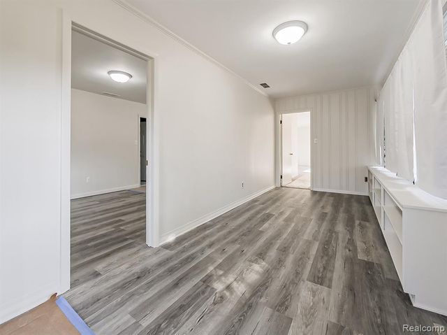 20862 Kenwood Street, Farmington Hills, MI 48336