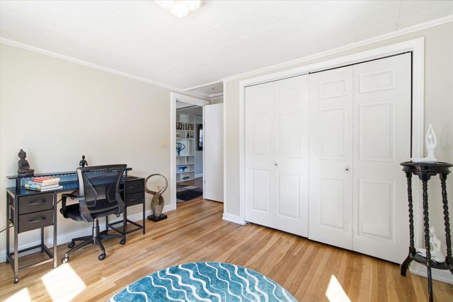 150 Wallace Road, Bedford, NH 03110