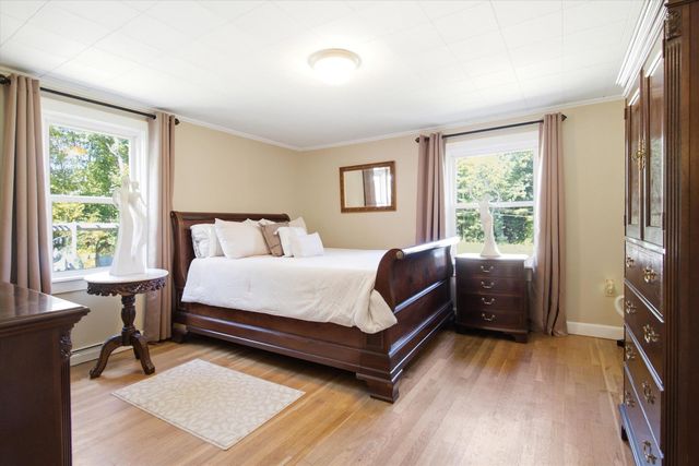 150 Wallace Road, Bedford, NH 03110