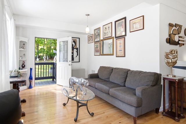 150 Wallace Road, Bedford, NH 03110