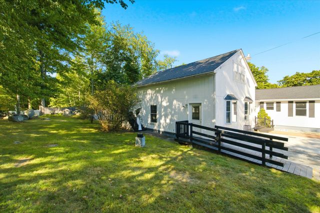 150 Wallace Road, Bedford, NH 03110