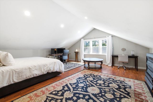 150 Wallace Road, Bedford, NH 03110