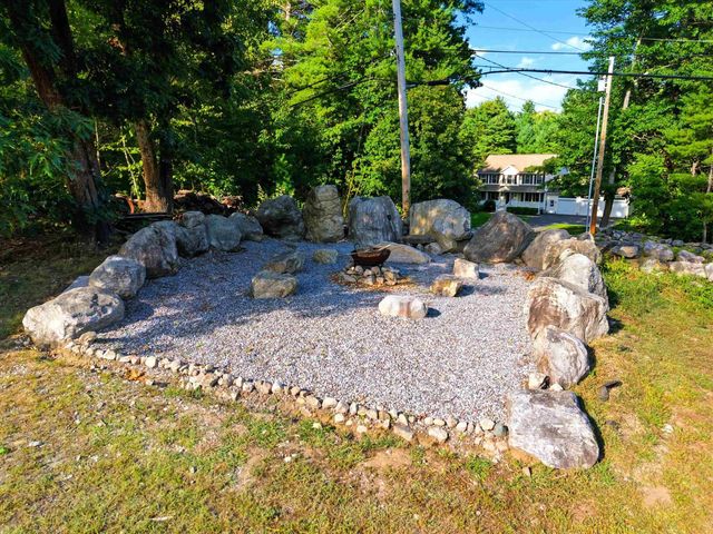 150 Wallace Road, Bedford, NH 03110