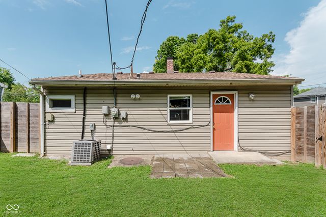 831 Laurel Street, Indianapolis, IN 46203