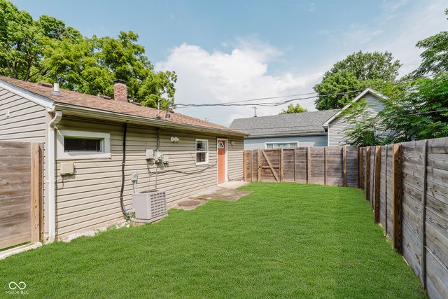 831 Laurel Street, Indianapolis, IN 46203
