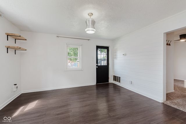 831 Laurel Street, Indianapolis, IN 46203
