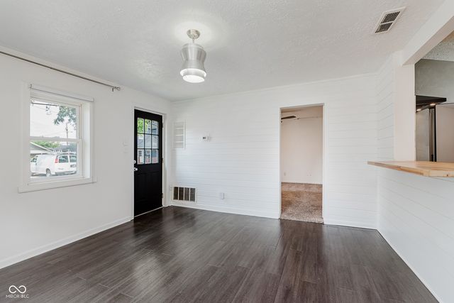831 Laurel Street, Indianapolis, IN 46203