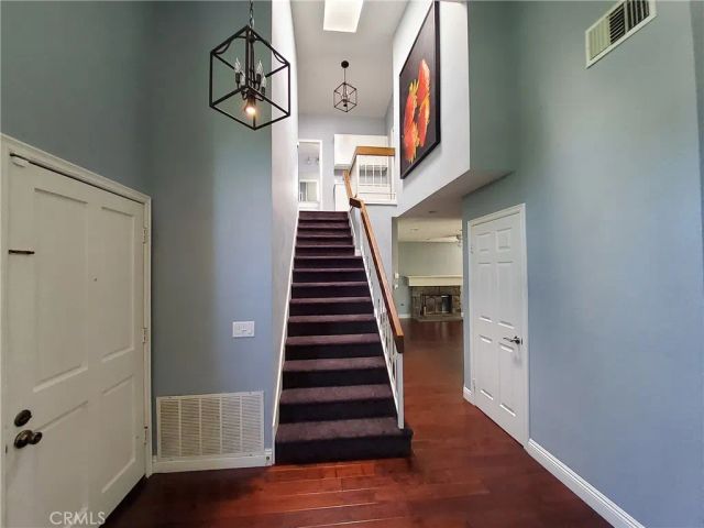 25540 Pembrook, Saugus, CA 91350