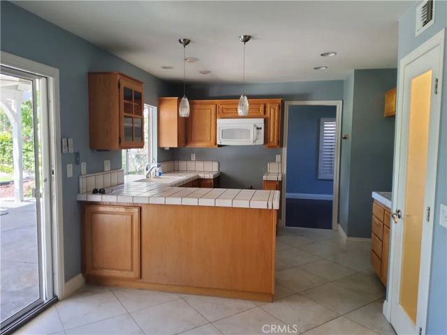 25540 Pembrook, Saugus, CA 91350