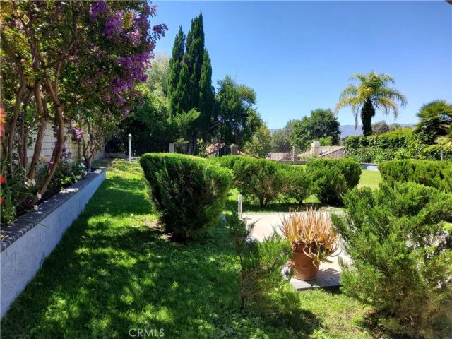 25540 Pembrook, Saugus, CA 91350