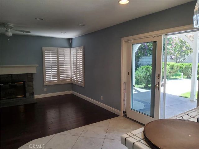 25540 Pembrook, Saugus, CA 91350