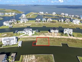 14 Saddlebunch, Hitchcock, TX 77563