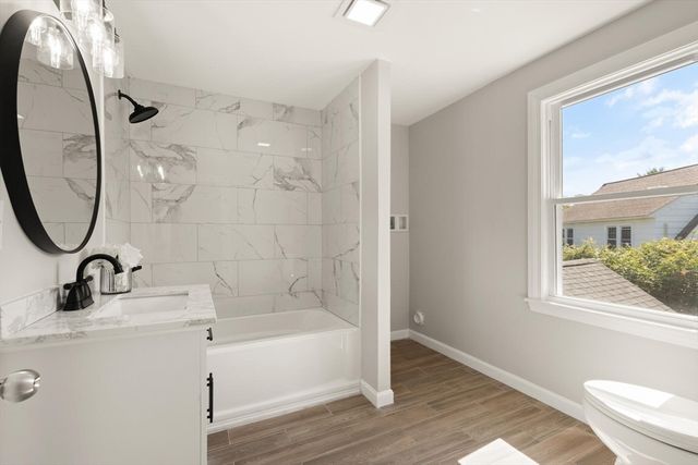 129 A-B Maple Ave, Shrewsbury, MA 01545