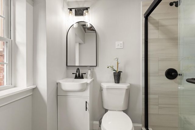 129 A-B Maple Ave, Shrewsbury, MA 01545