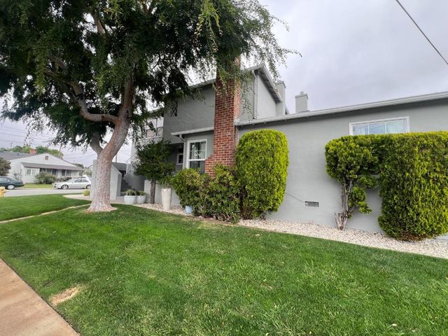 W 38th Avenue, San Mateo, CA 94403