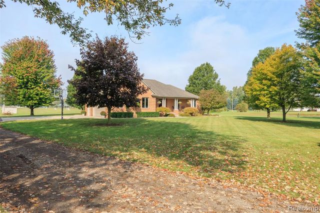 7030 Marsh Road, Cottrellville, MI 48039