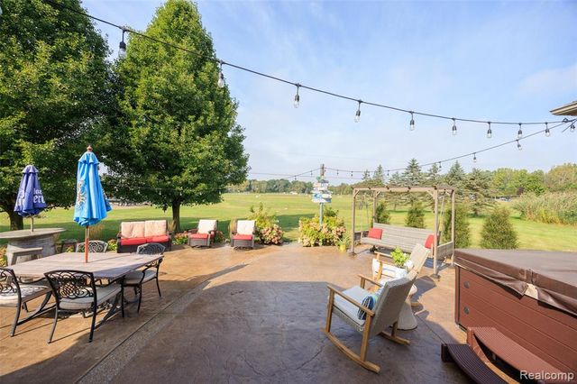 7030 Marsh Road, Cottrellville, MI 48039