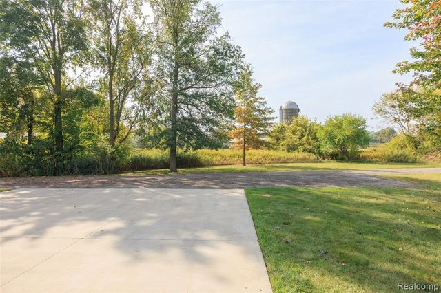 7030 Marsh Road, Cottrellville, MI 48039