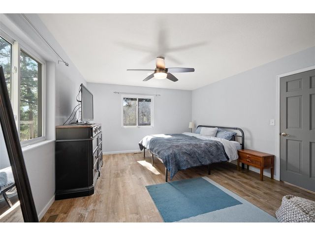 560 Gunsmoke Dr, Bailey, CO 80421