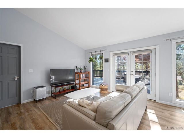 560 Gunsmoke Dr, Bailey, CO 80421