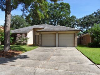 2794 Spring Moss Drive, League City, TX 77573