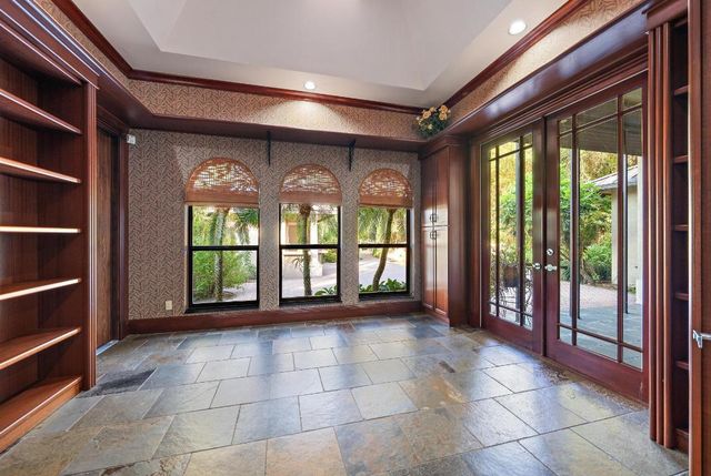 18907 SE Loxahatchee River Road, Jupiter, FL 33458