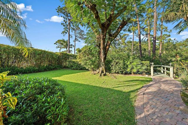 18907 SE Loxahatchee River Road, Jupiter, FL 33458