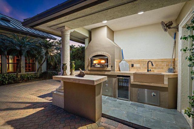 18907 SE Loxahatchee River Road, Jupiter, FL 33458