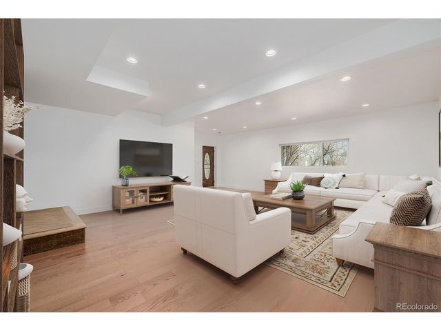 3525 S Brentwood St, Denver, CO 80235