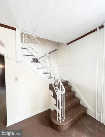 102 S HICKORY ST, Mount Carmel, PA 17851