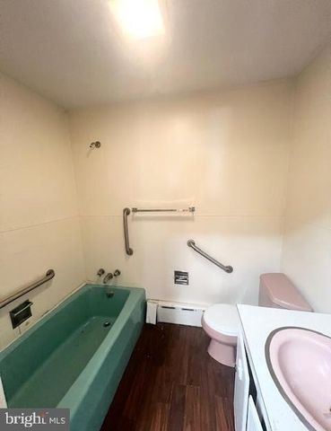 102 S HICKORY ST, Mount Carmel, PA 17851