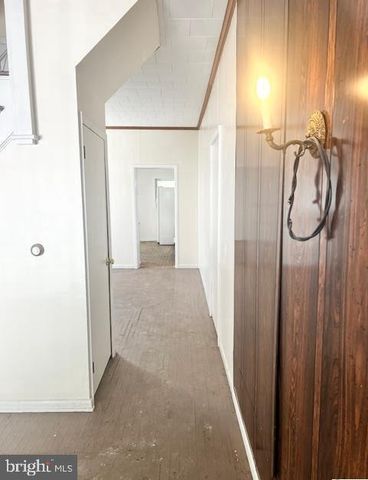 102 S HICKORY ST, Mount Carmel, PA 17851