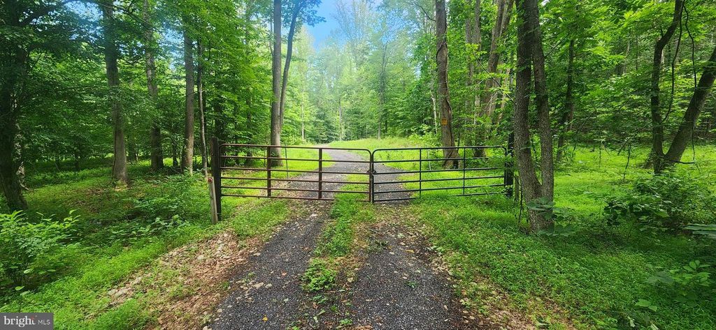 8710 POORHOUSE RD, Port Tobacco, MD 20677