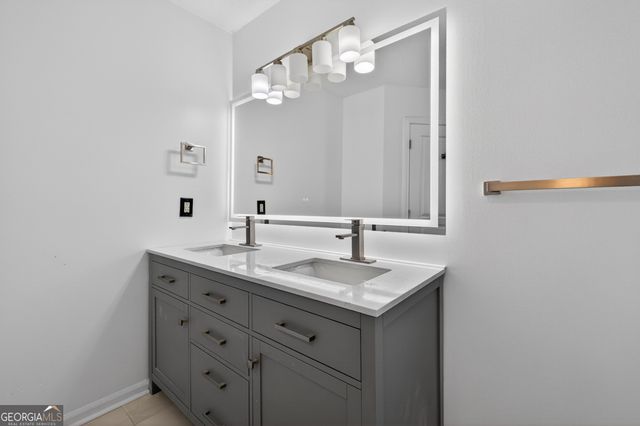 1411 Elliotts Lane, Auburn, GA 30011