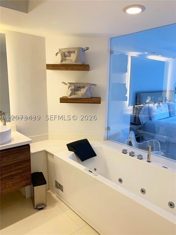 4779 Collins Ave 3708, Miami Beach, FL 33140