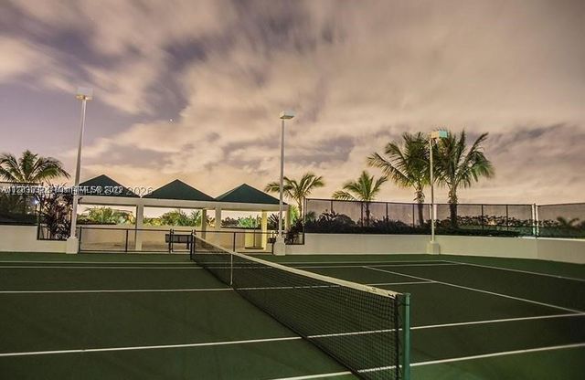 4779 Collins Ave 3708, Miami Beach, FL 33140