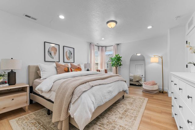 4353 W BELLEVILLE WAY, South Jordan, UT 84095