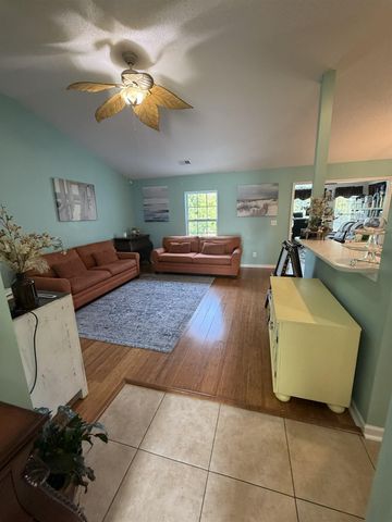 5001 Weatherwood Dr., North Myrtle Beach, SC 29582